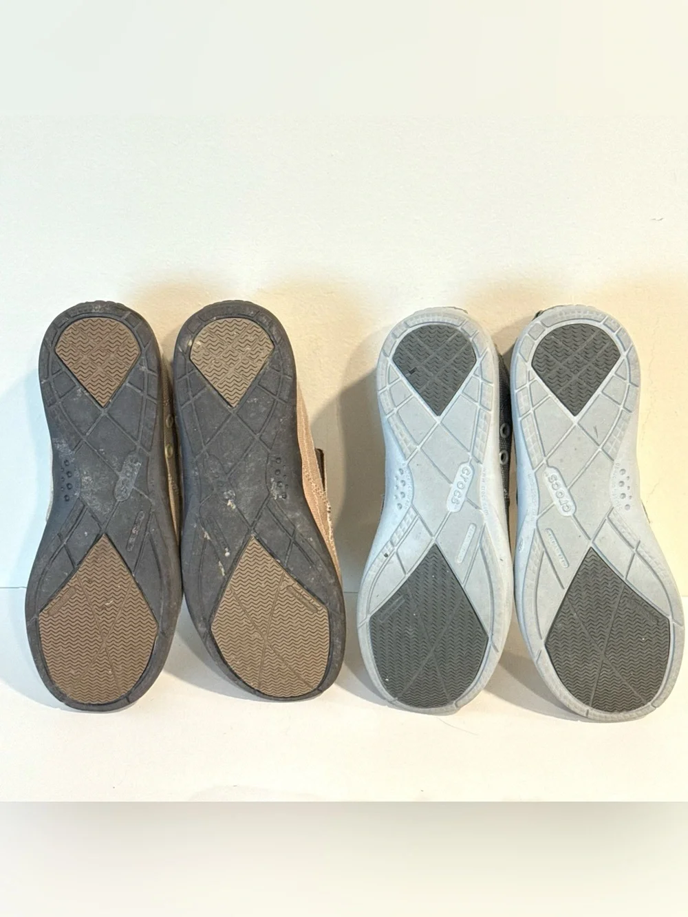 Men’s Lot Of Crocs Size 8 Loafers Santa Cruz & Walu Slip On Gray And Brown